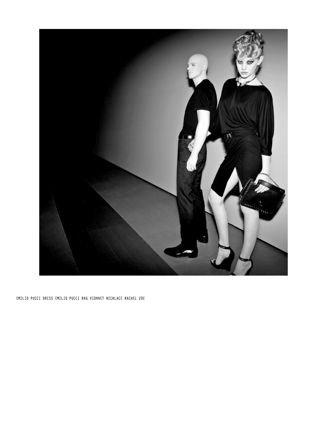 Mannequin VAR Magazine